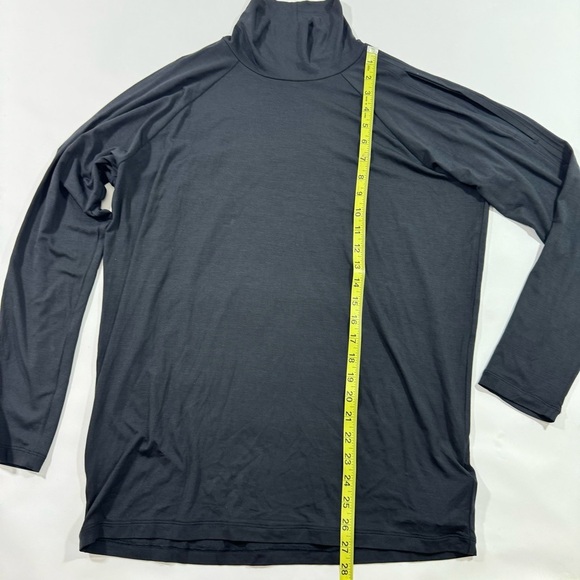 Athleta Cold Shoulder Top Long Sleeve Black Size Large - Picture 9 of 9